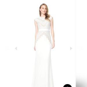 Tadashi Shoji Serena Gown. Crocheted Sequin Crepe. Womens size 10